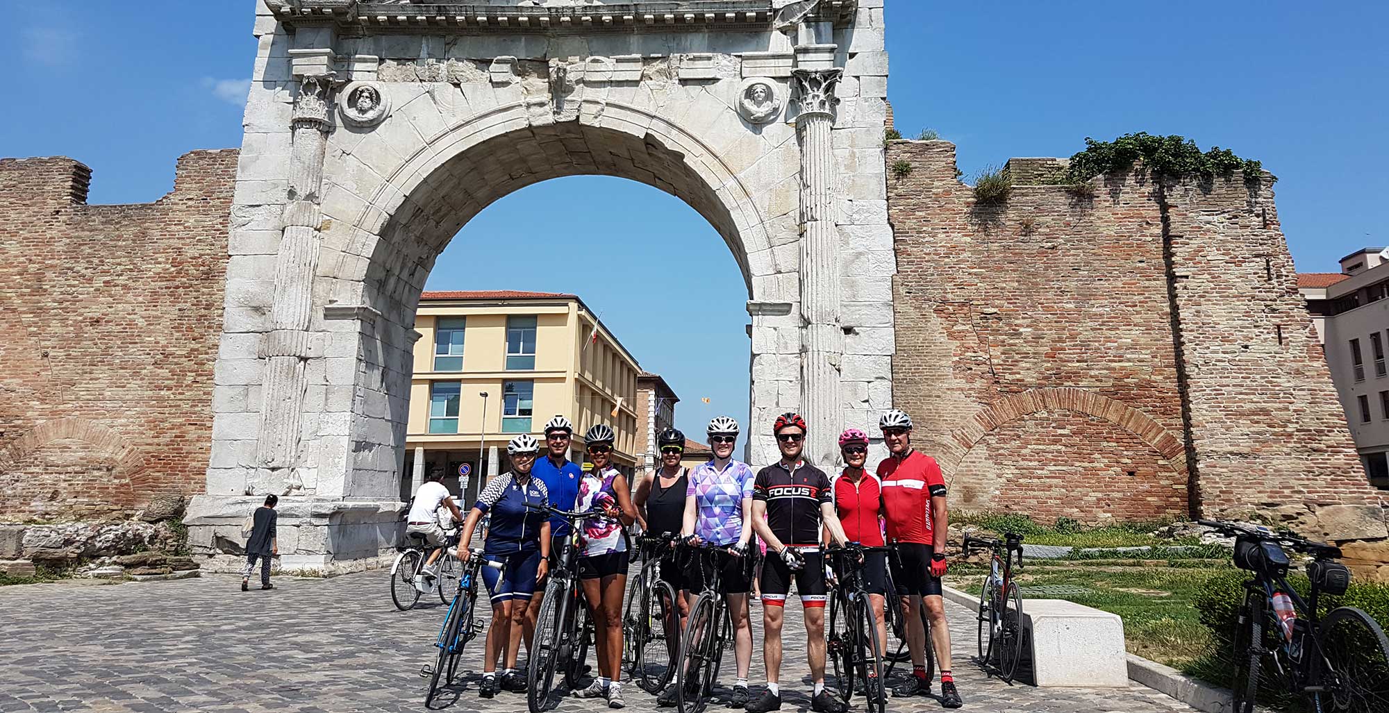 cosa fare a Riccione: escursioni in bicicletta in Romagna